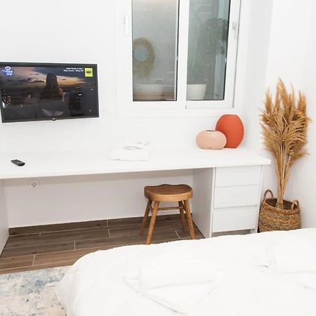 Comfortable 2 Bd Apt Near Sintagma Square Athens Exterior photo